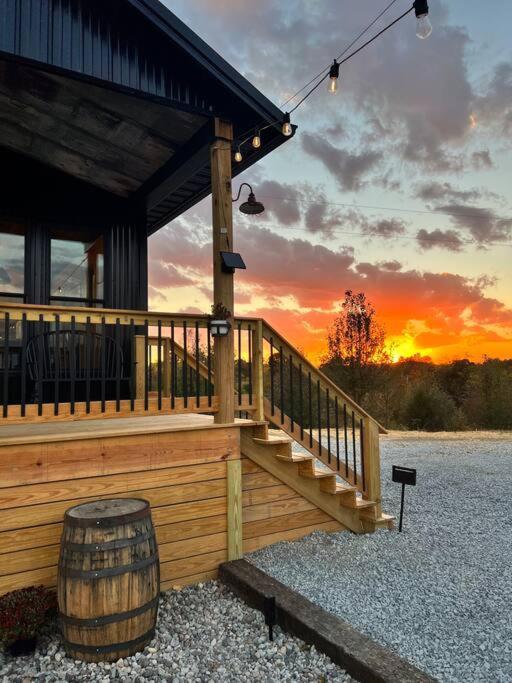 Bourbon Barrel Cottages #2 Of 5 On Kentucky Trail Lawrenceburg Екстериор снимка