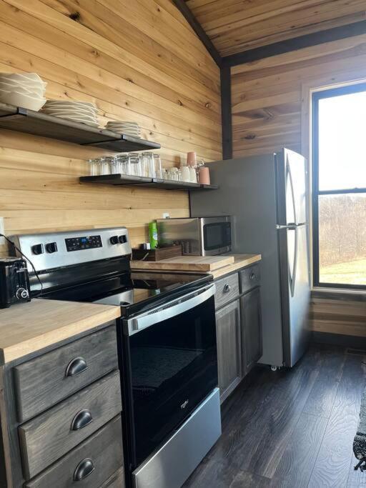 Bourbon Barrel Cottages #2 Of 5 On Kentucky Trail Lawrenceburg Екстериор снимка