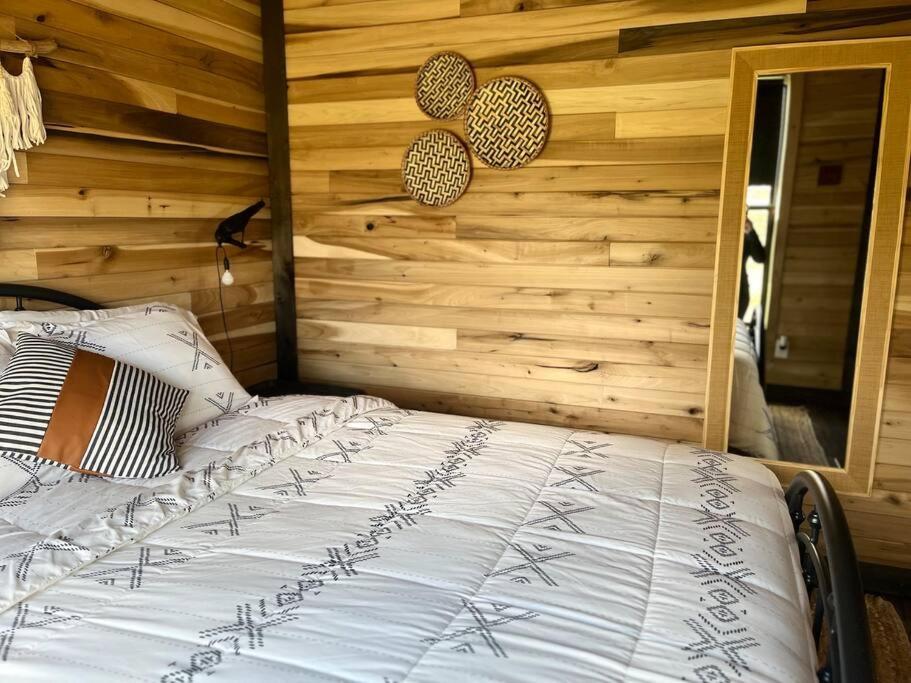 Bourbon Barrel Cottages #2 Of 5 On Kentucky Trail Lawrenceburg Екстериор снимка
