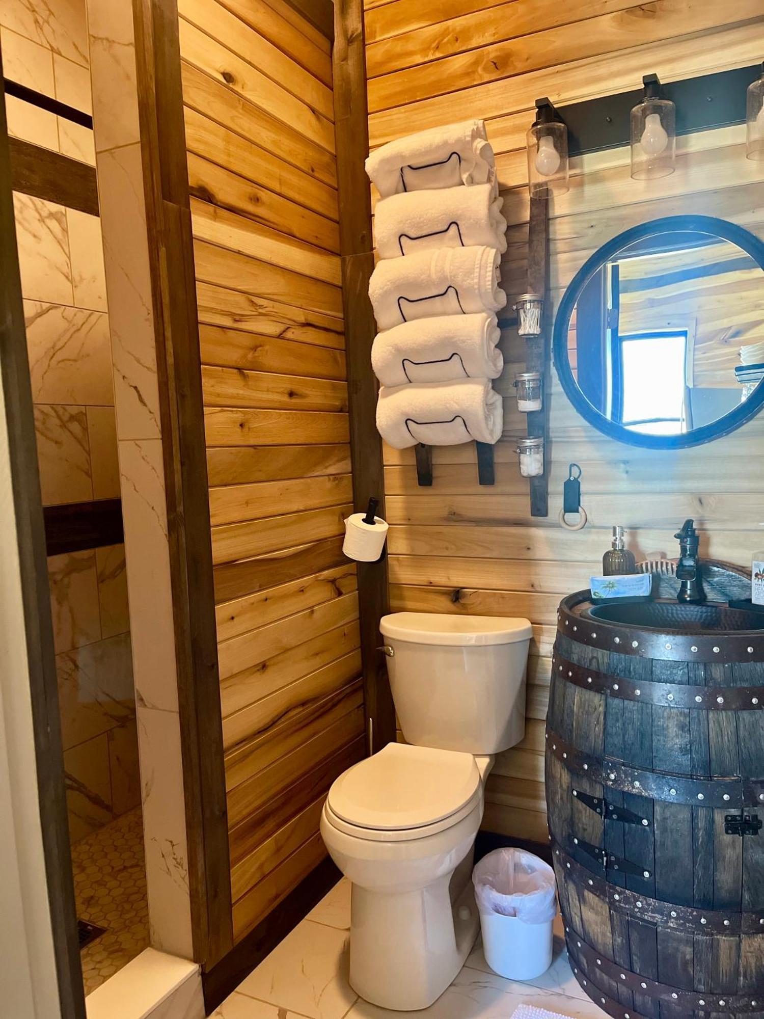 Bourbon Barrel Cottages #2 Of 5 On Kentucky Trail Lawrenceburg Екстериор снимка